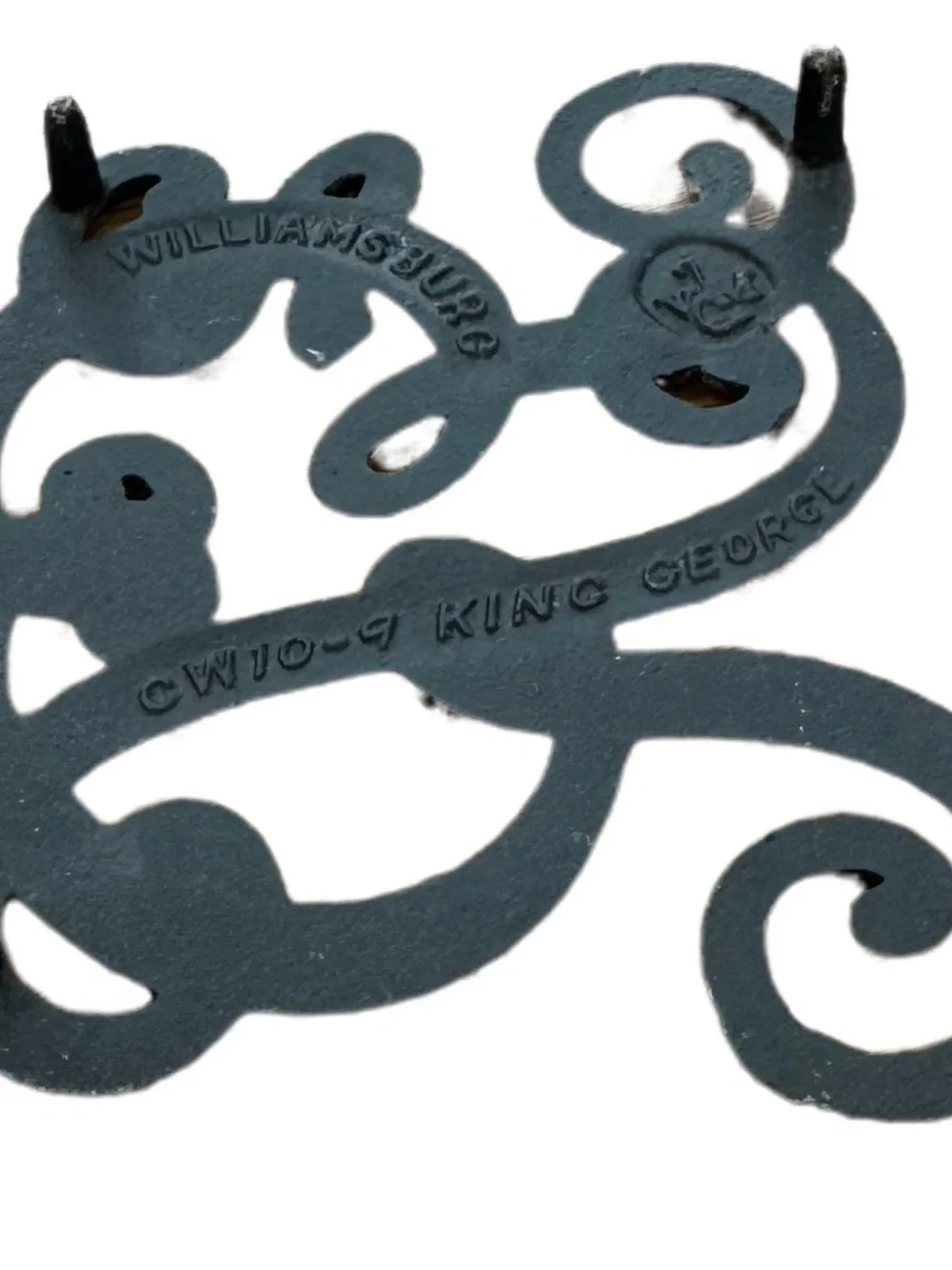 VTG Cypher Trivet  Cast Iron Virginia Metalcrafters King George #CW10-9  Footed